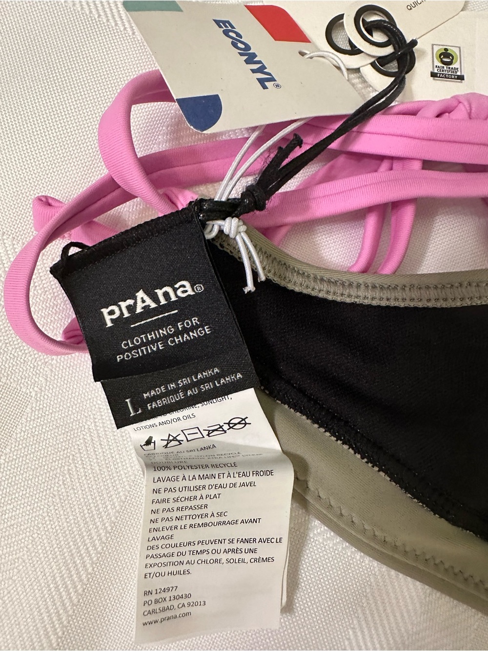🔥🔥🔥NWT Bundle of 2 Women’s Swim Tops, Large - Picture 6 of 9